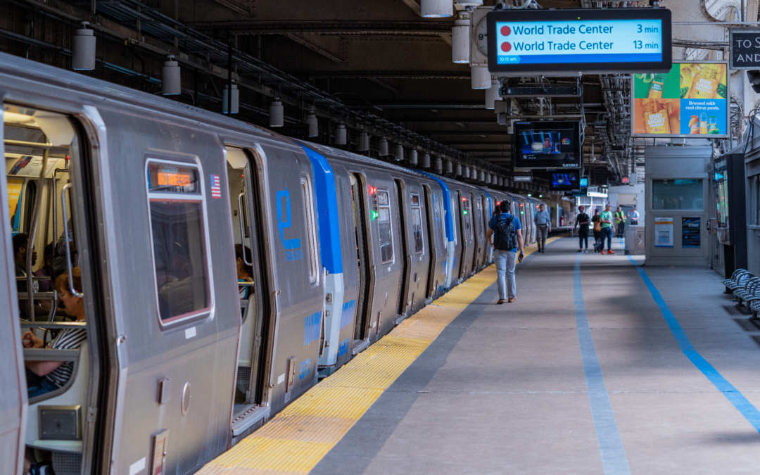 Incremento en la tarifa del tren PATH PATH: Newark Station